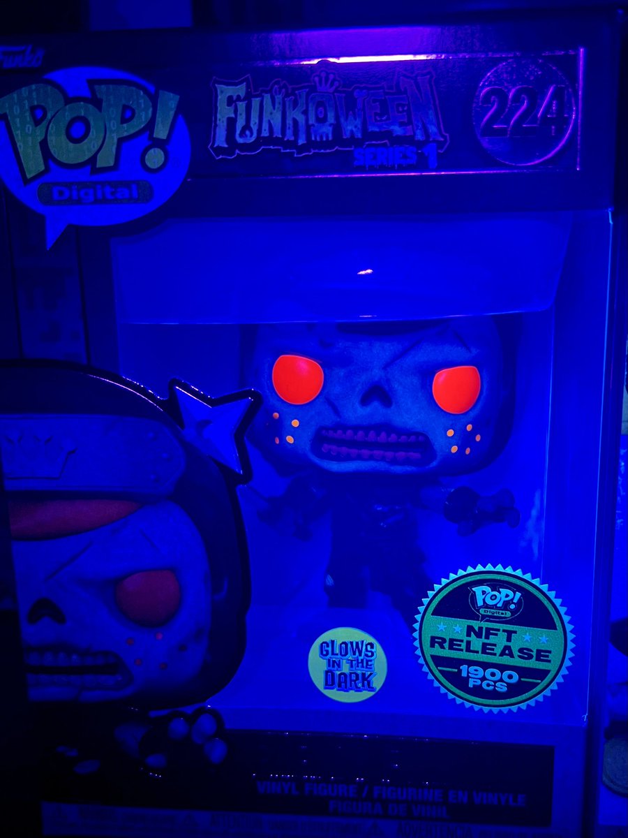 hellofunko tweet picture