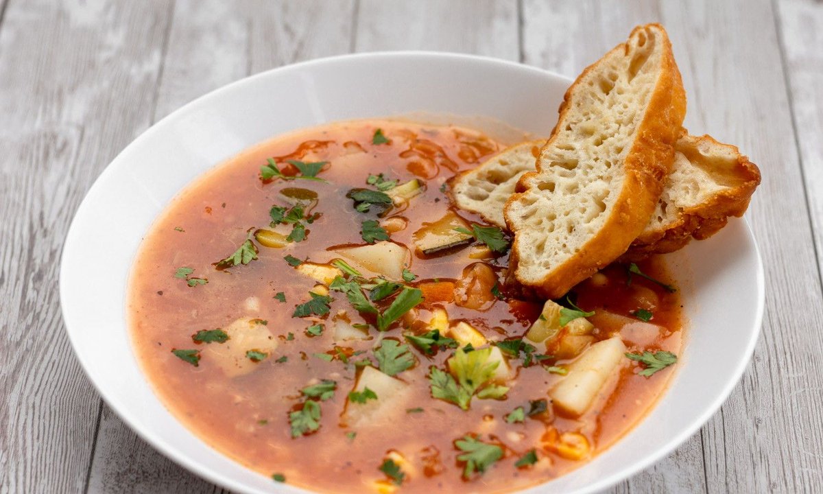 Many seniors in our community are struggling to afford groceries but can’t access the food bank.

The Everybody Deserves a Home program is asking folks to volunteer to provide a meal that will be shared with some of our most vulnerable community members:  mealtrain.com/trains/gmm6ne