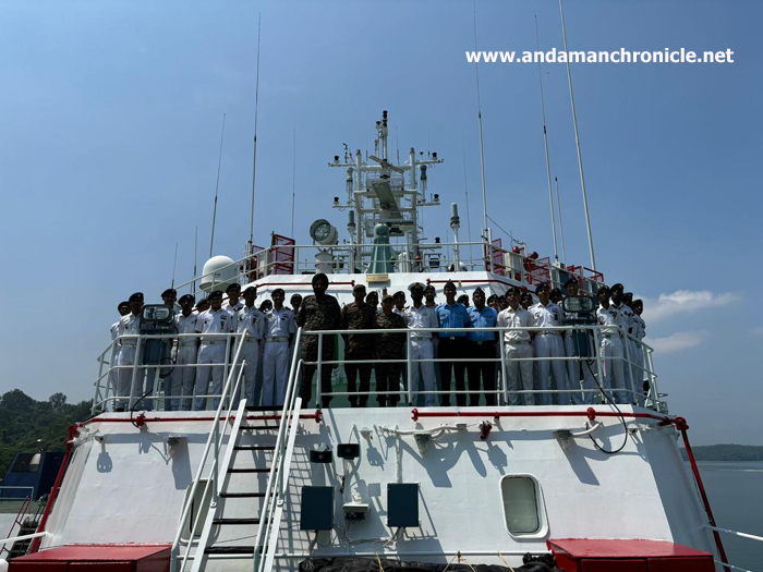 ICGS Samudra Paheredar Enters Port Blair #Andaman andamanchronicle.net/index.php/3071…