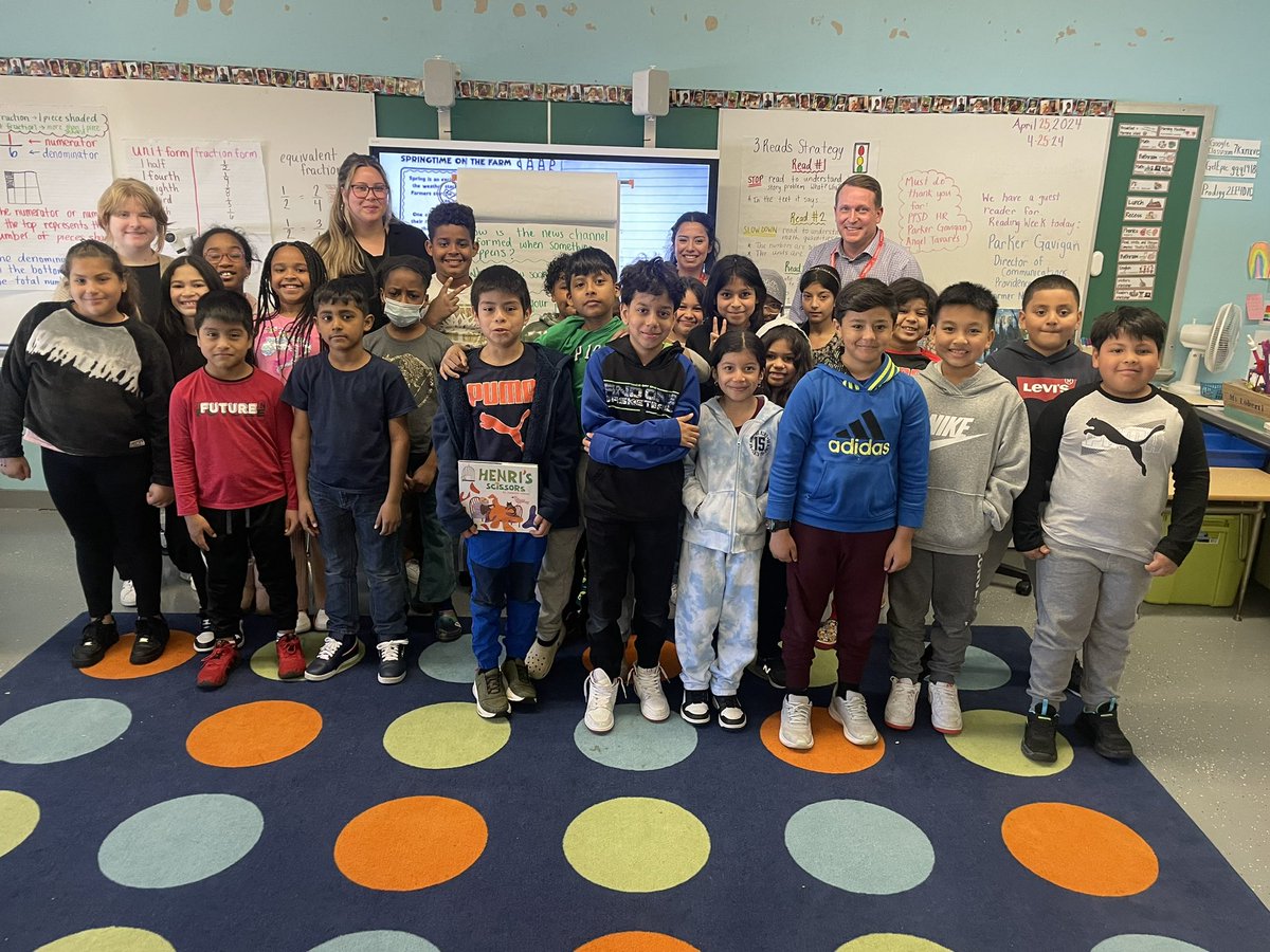 City Council’s Communications team was glad to celebrate reading week with third graders at Mary E. Fogarty Elementary!