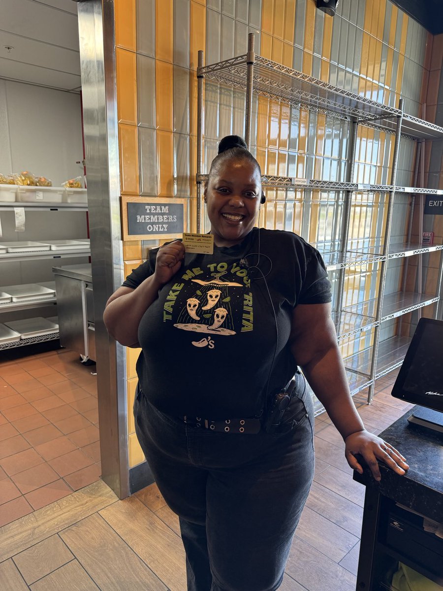 Ian Duffy (@iand7316) on Twitter photo Jazmine receiving her comp card we are so happy you have decided to join us. #melrosepark <a href="/SgtQ_USMC/">Anibal Quinones / Q</a> <a href="/swh7668/">Scott Hermann</a> Jazmine receiving her comp card we are so happy you have decided to join us. #melrosepark <a href="/SgtQ_USMC/">Anibal Quinones / Q</a> <a href="/swh7668/">Scott Hermann</a>