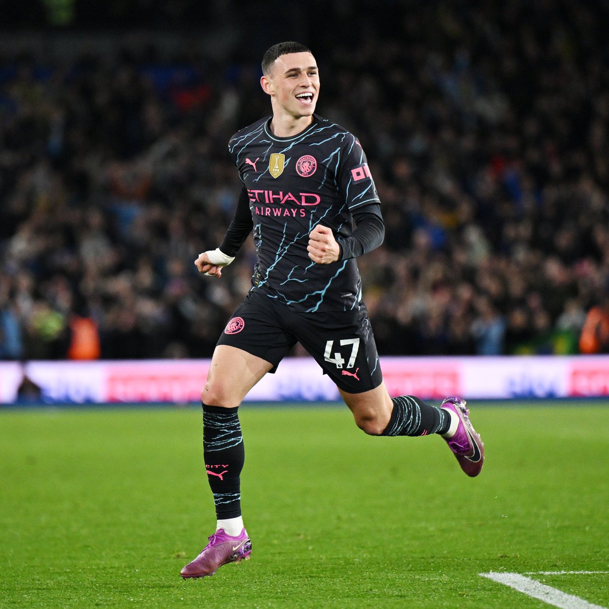 Foden getting compared to Saka is such a forced debate man, Foden is clear at absolute everything. He’s clear of Jude, Palmer, Musiala and Wirtz comfortably Turns up in big games and has no weaknesses to his game Contention for ballondor shouts 👀 Unreal talent City have 🙌