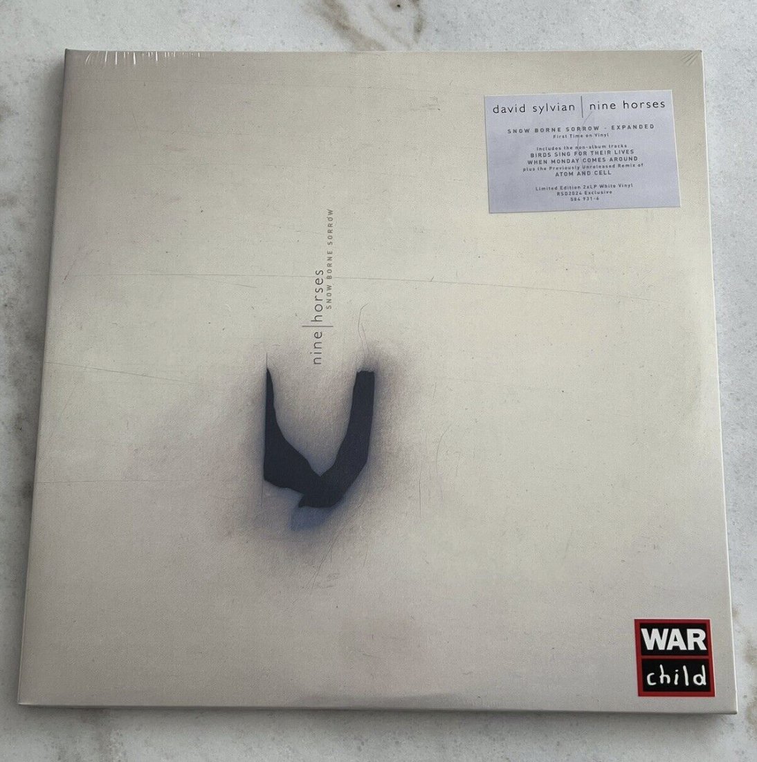 #NowStreaming Nine Horses Snow Borne Sorrow 2005 Happily listening to a hi-res stream of this amazing album and wondering why someone would pay £100 on ebay for this one shown here. Its a digital remaster pressed at GZ after all...