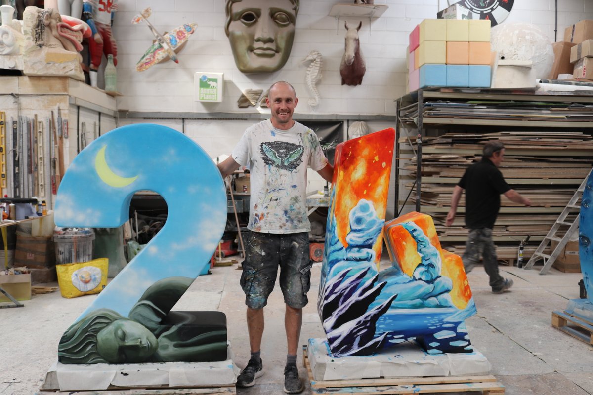 Mural artist <a href="/PaulCurtisArty/">PAUL CURTIS</a> creates two new works for exhibition at the Bombed Out Church 🤩

👉 ow.ly/ehKl50Ro5ST