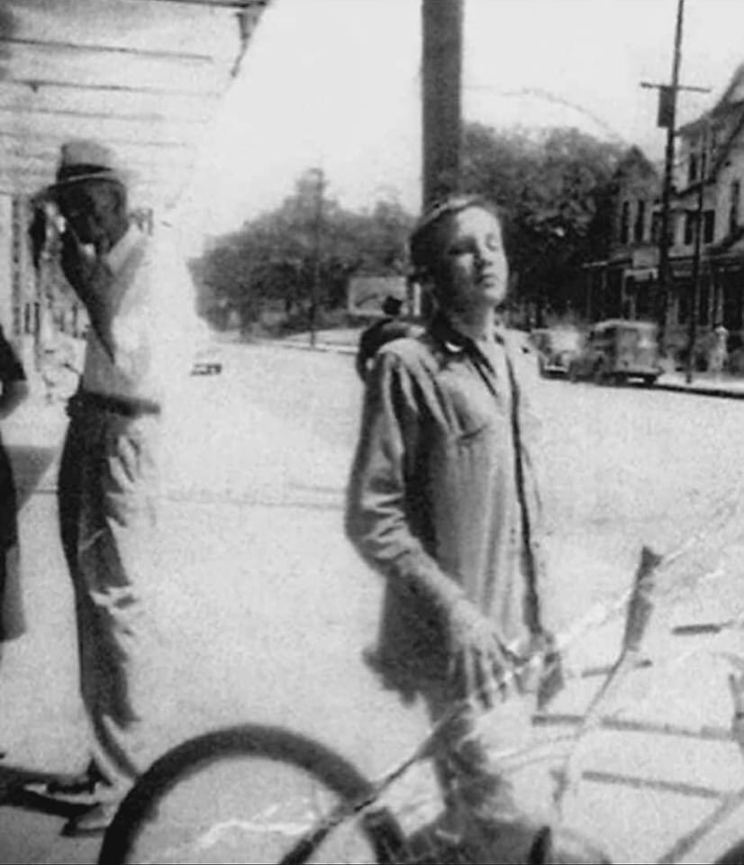 In the summer of 1947, a woman walked into a drug store in Memphis, Tennessee, to drop off a film to be developed . She noticed a young boy outside the drugstore and asked him to pose with his bicycle Only years later did she realise that it was a 12 year old Elvis Presley.