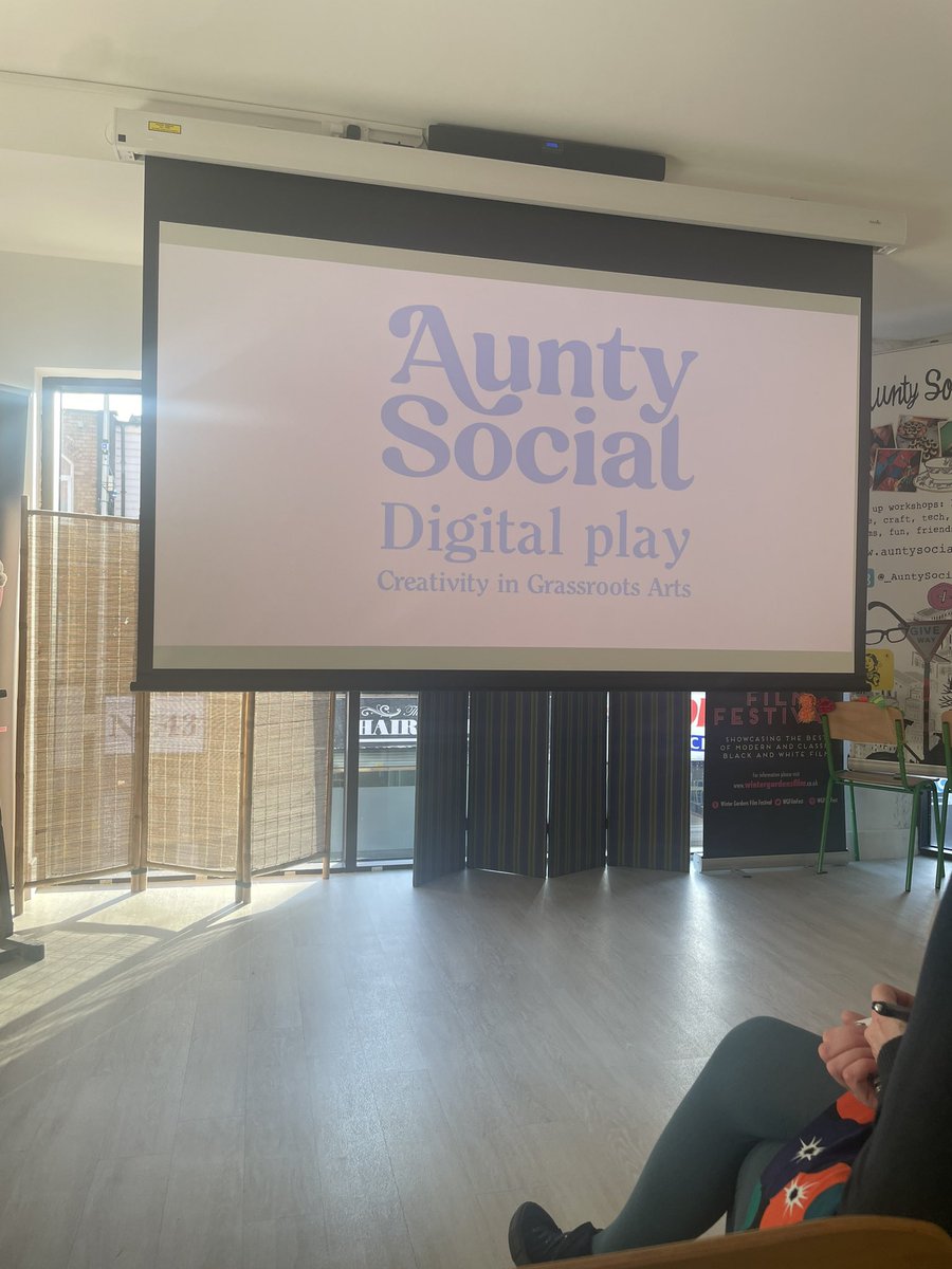 An inspirational evening with great people thanks @Tech_Geek_Girl for the invite and the opportunity to be part of a fantastic community #lancashirewomenindigital #LWID @auntysocial