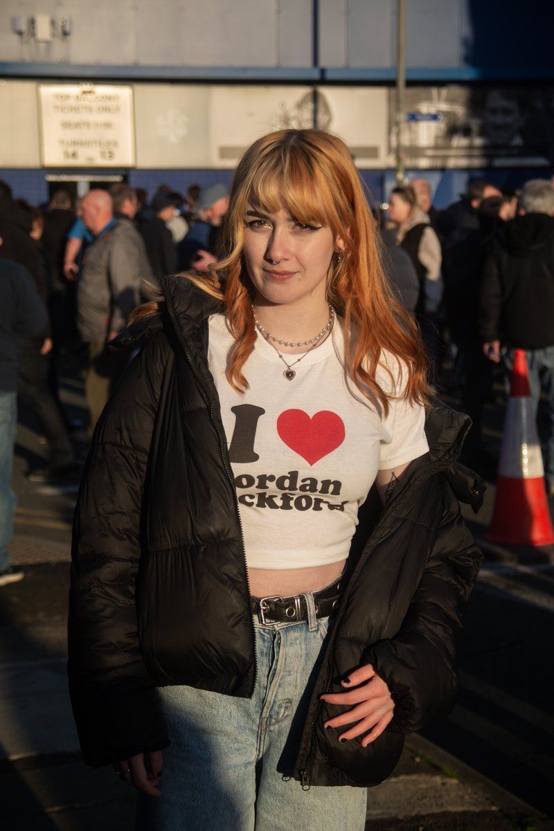 was teaching my brother how to use my camera before the game and he got these of me. i look so miserable but the lighting is 🤌 (forgot how hard it is posing in direct sunlight im sorry to all my models i’ve made do this)