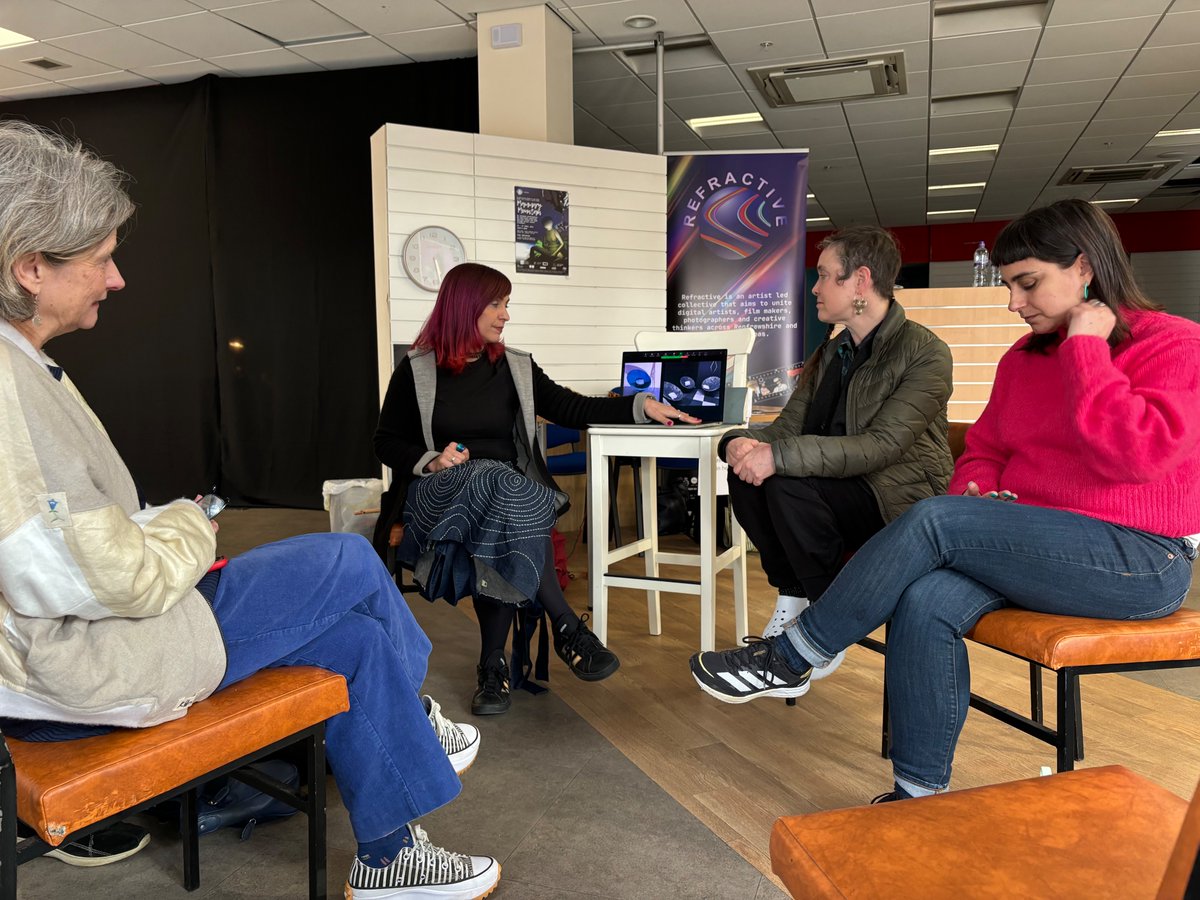 Refractive tweet media