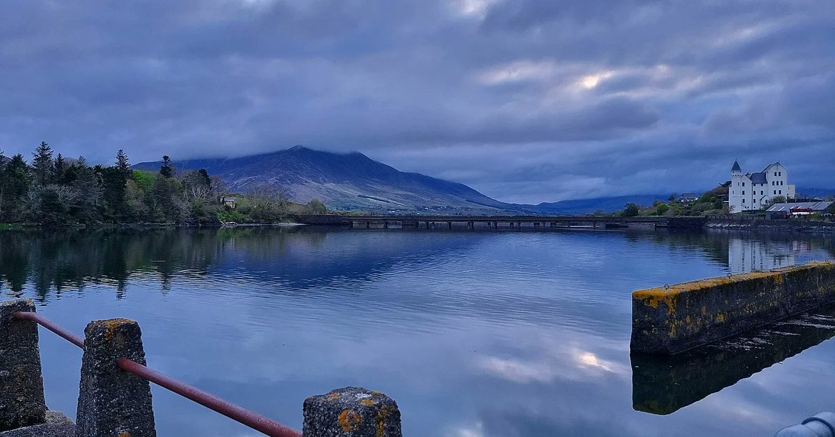 Stunning Valentia Island, Portmagee, Wells Bay House & Gardens plus Cahersiveen on the Iveragh Peninsula, Kerry. Enjoy these shots #swipe