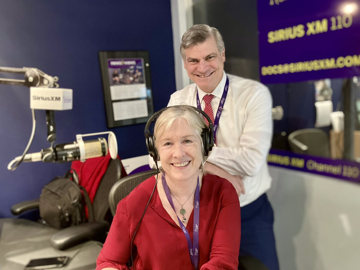 What could the health of your neighbors tell us about your own well-being? Join #ChiefsRounds LIVE from 4-6pm ET, as @pophealthNYC’s Dr. Lorna Thorpe (front) joins @nyulangone’s @MarkPochapin! We’ll reveal how your community & environment can influence how well - & long- you live