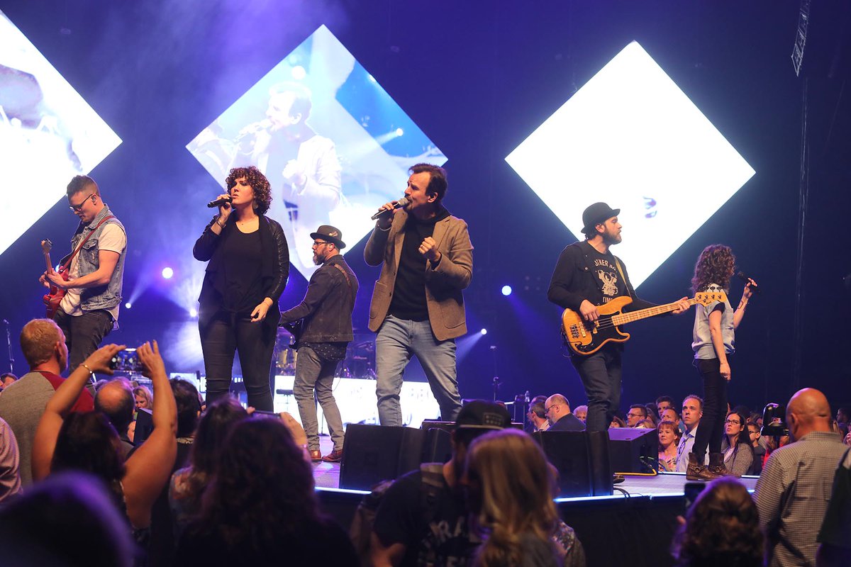 #ThrowbackThursday to this day in 2019 when @castingcrowns last performed at #VanAndelArena with their Only Jesus Tour along with @zachwilliams and @austinfrench22 🤩 Photos by Jim Hill 📸