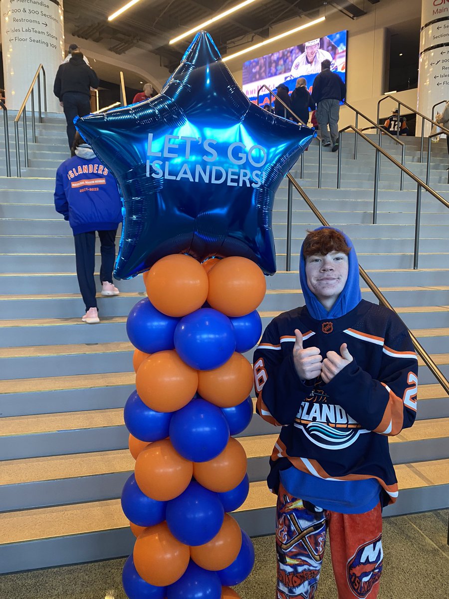 Birthday boy in the house for <a href="/NYIslanders/">New York Islanders</a> game 3!!! Happy Birthday Jack and Let’s Go Islanders!!! #isles <a href="/UBSArena/">UBS Arena</a>
