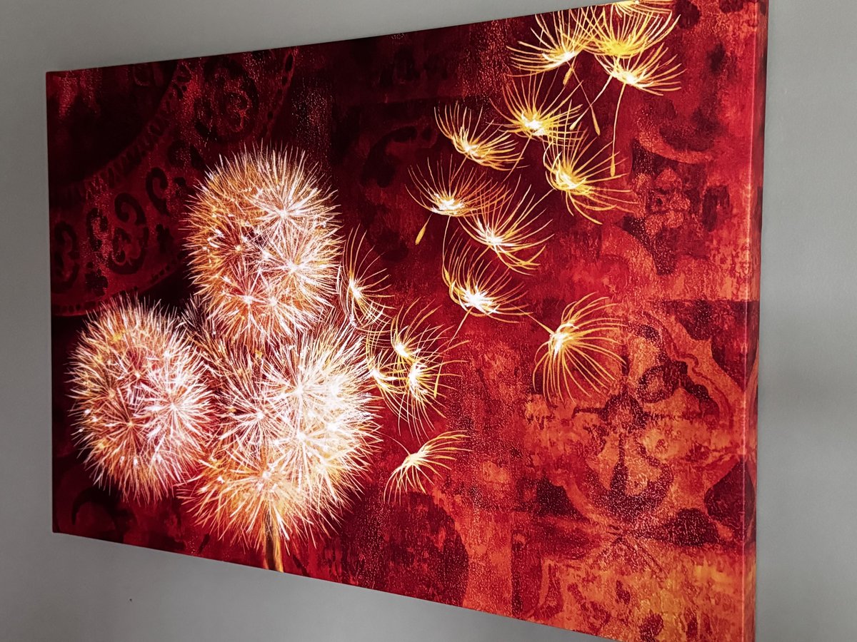 easycanvas's tweet image. 🌸#MothersDay is almost here and what better gift than a canvas print filled with her cherished memories? 👩‍👧‍👦💕 Explore our canvas prints here: easycanvas.sale/twitter