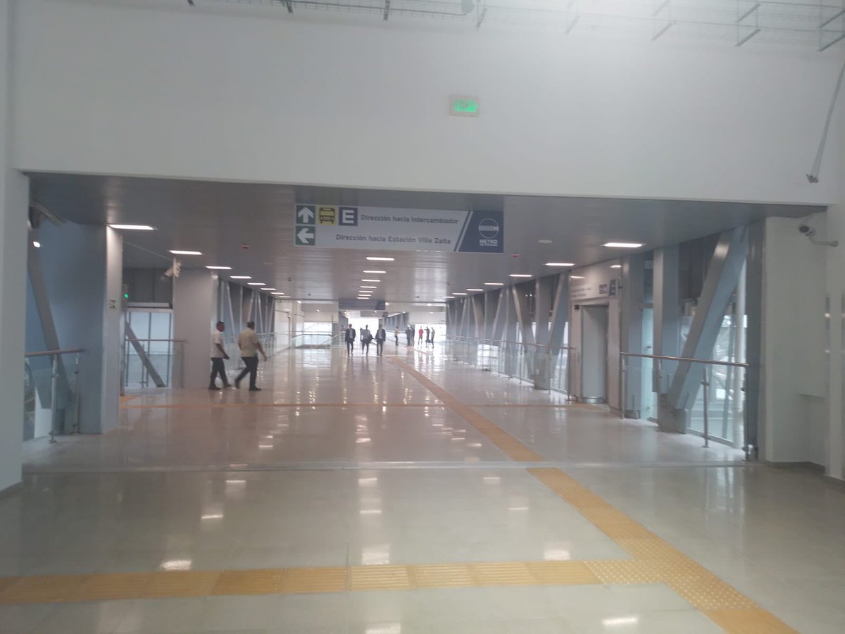 Nueva Estación de Villa Zaita, extensión de la Línea 1 del Metro. En breve el mandatario Laurentino Cortizo inaugura la extensión. 

#RPCRadio