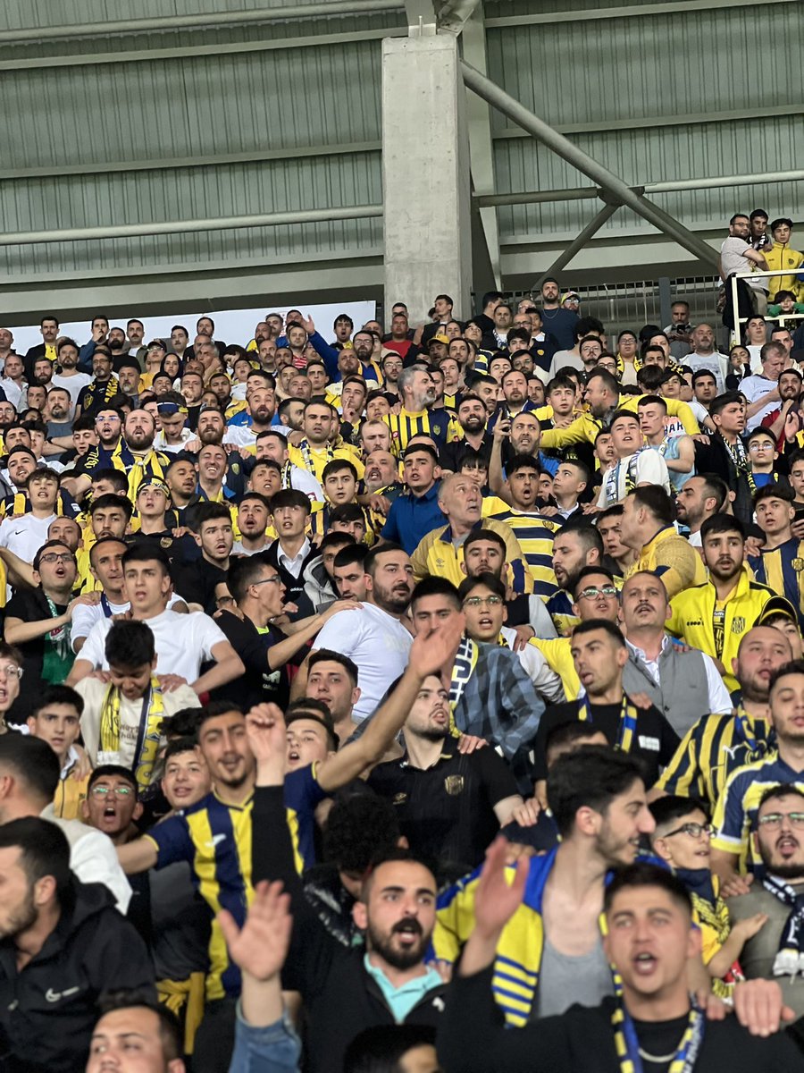 Takımımızın 28 Nisan Pazar günü oynayacağı Rizespor karşılaşması için tribünde yerimizi alıyoruz. 

Deplasman organizasyonuna katılmak isteyen taraftarlarımız bizlere ulaşarak isimlerini yazdırabilirler.

İletişim: 0 (507) 500 19 10