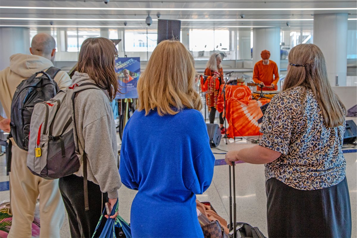 Thank you Laraaji (@laraaji_official) for performing for LAX passengers. The legendary new-age ambient artist performed last week in Terminal 7 as part of #LAXPresents series. More live performances coming soon! #ArtAtLAX