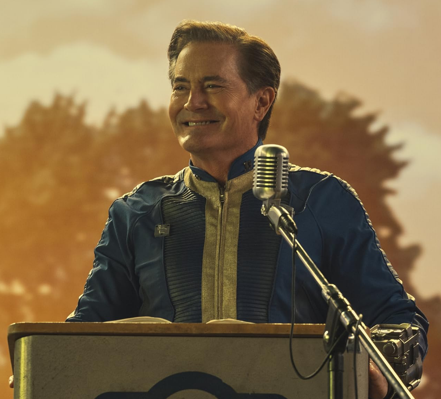 pixelsotes's tweet photo. Kyle MacLachlan as Hank MacLean in Fallout🙏
#fallout #fanart #pixelart #pixelsotes #glum https://t.co/P5HnsFOvM1