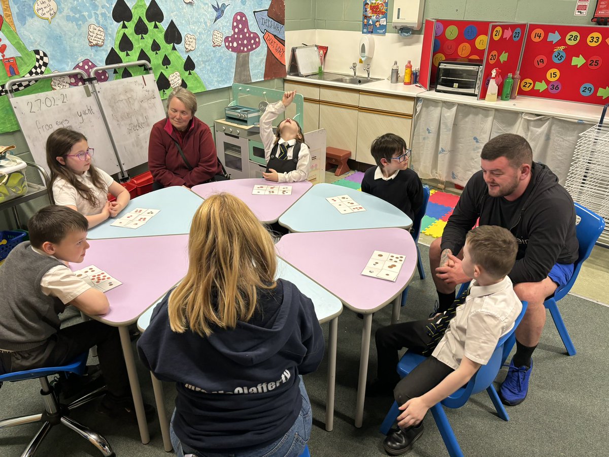 Our numeracy parent workshops were a success this afternoon - thank you to everyone who joined us to play and learn! #playistheway #playinverclyde 🎲🔢🧸 @elle17