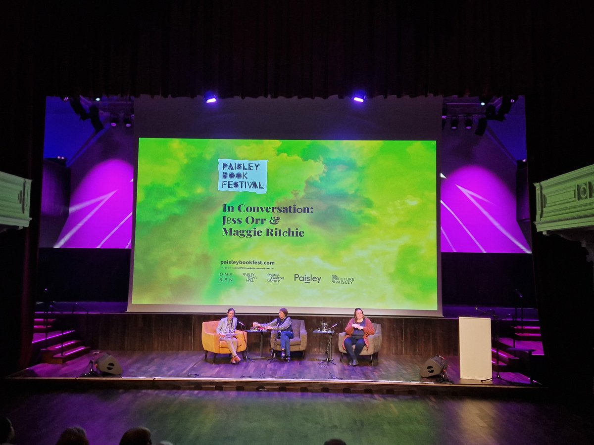 Had the pleasure of giving a wee welcome at <a href="/BookPaisley/">PaisleyBookFest</a> thisat <a href="/paisleytownhall/">Paisley Town Hall</a> evening, followed by attending a wonderful session with <a href="/MallonRitchie/">Maggie Ritchie</a> and our own <a href="/JessOrrReads/">Jess Orr</a> , discussing Maggie's book 'Daisy Chain'.

What a smashing way to begin! 

#PBF2024
