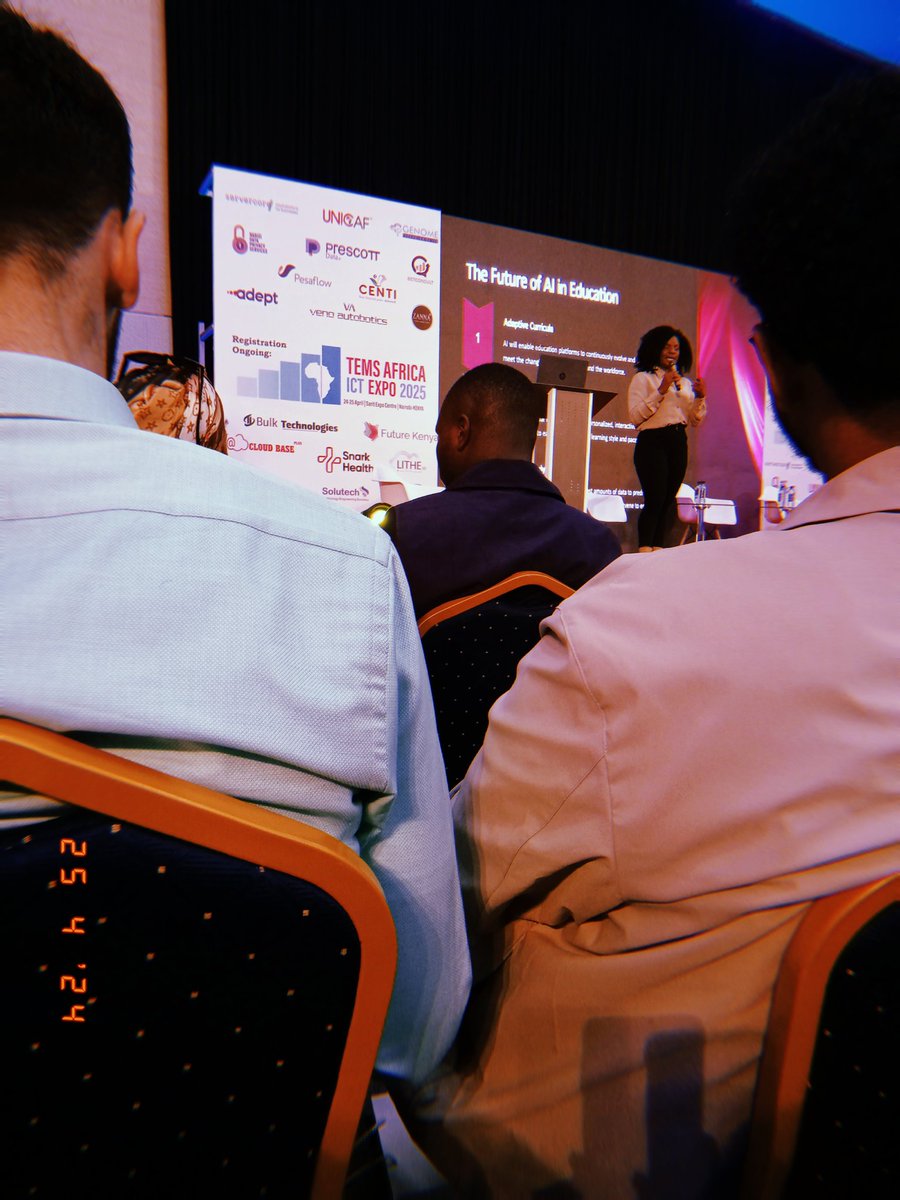 What was the name of this lady today though?😂 I loved her hair more than her presentation (btw her presentation was superb!!) @kirinyetbrian #Temsictexpo2024 #Techevents