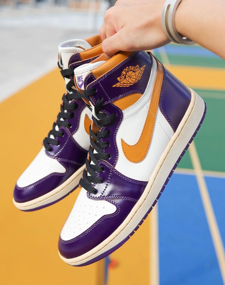 lakers custom jordans