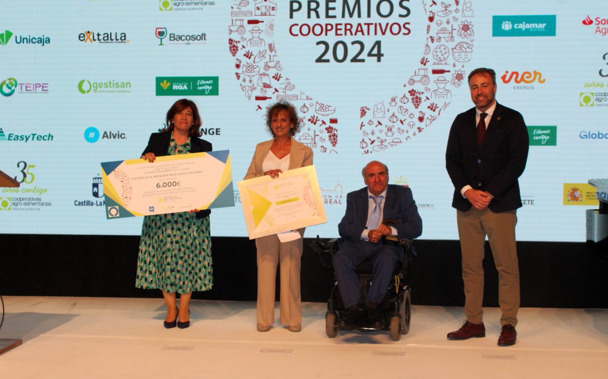CoopAgroCLM's tweet photo. 🏆III#PremiosCoop

🏅Sostenibilidad Económica #avicon
🏅Sostenibilidad Social #alcamancha
🏅Sostenibilidad Medioambiental #destileríasmanchegas
🏅Excelencia Cooperativa @camposreales
🏅Mérito Rural @ReflejosCozar
🏅Valores Solidarios @Clm_inclusiva
🏅Insignia Oro C de la Sierra https://t.co/r2MPfiQYbb