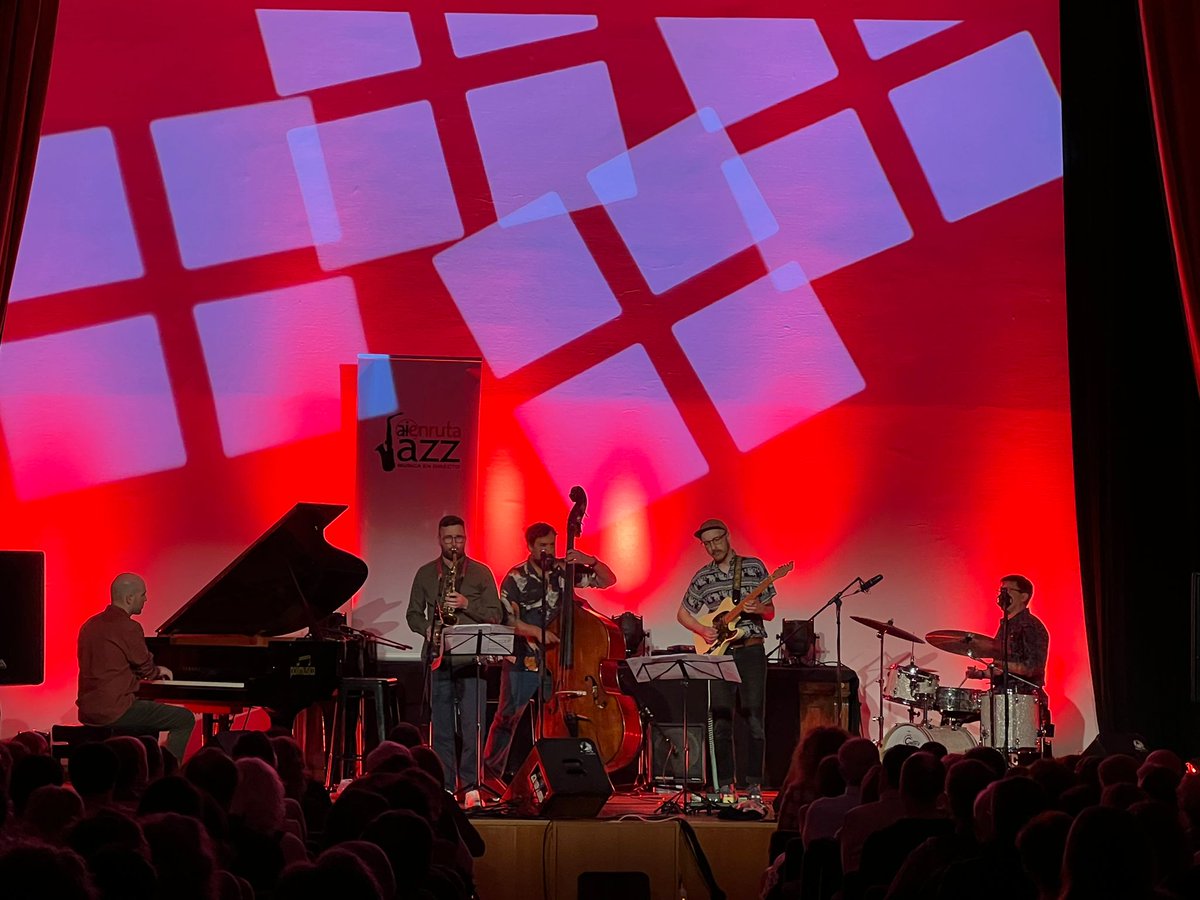 Increíble tarde de Jazz con Tana Santana Quinteto en los conciertos de la @aieartistas en la @unicomplutense #aienrutajazz #músicaUCM #músicaendirecto