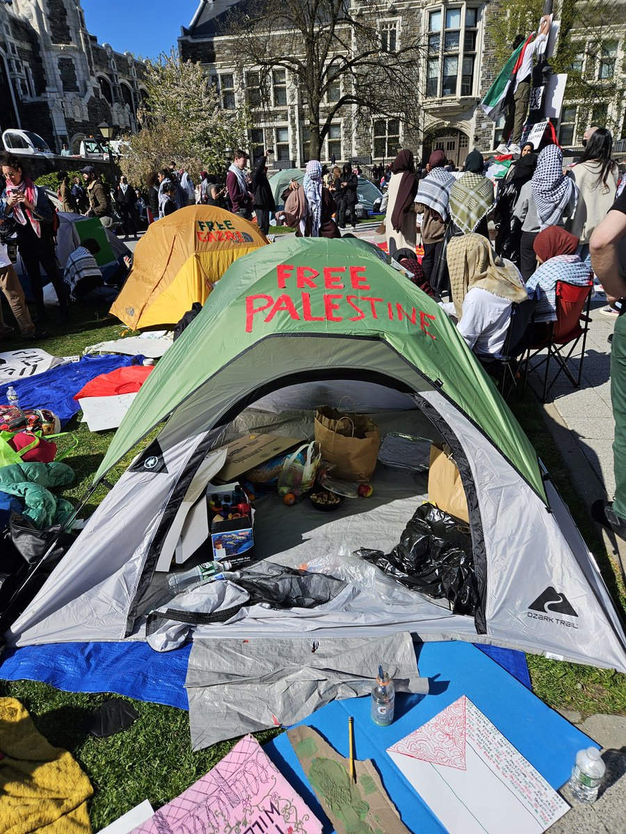 المستقبل بدون إسرائيل
A future without Israel 
#تمرد_طلاب_امريكا 
@CUNY
#universityprotests
#ColumbiaUniversity
#UTAustin