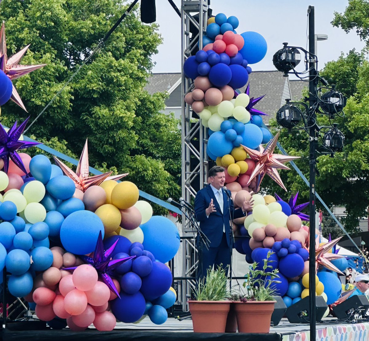 The 2024 Festival of the Arts is officially underway!  Come down and enjoy the visual, performing and culinary arts of OKC!  Now through Sunday!  #1OKC