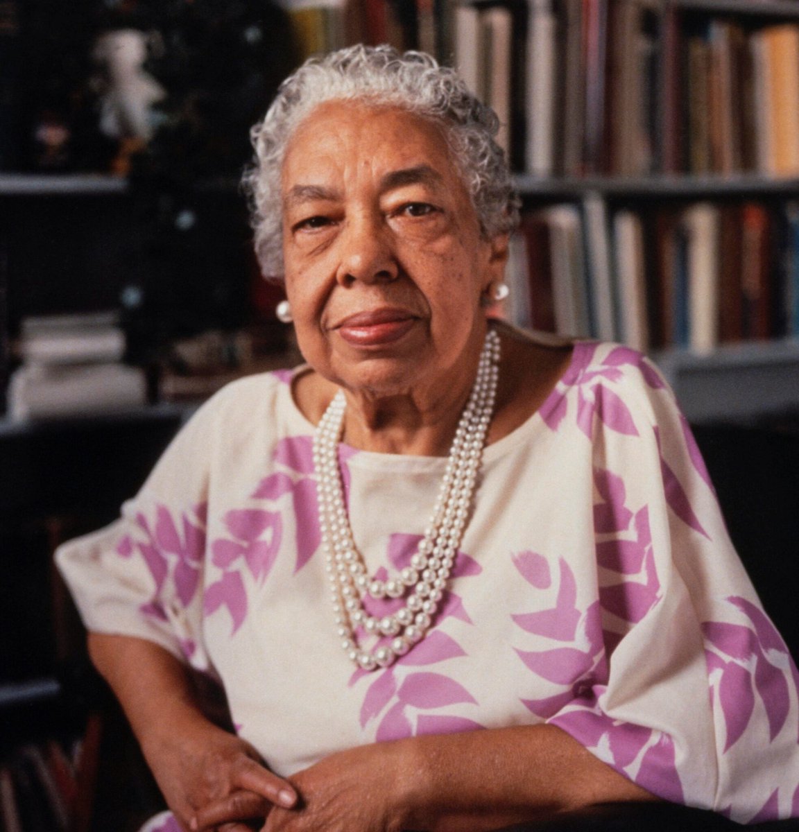 Click the link below to learn more about Alice Allison Dunnigan.

blackpast.org/african-americ…

#blackhistoryyoudidntlearninschool #blackhistory #blackhistoryeverymonth #blackexcellence #blackhistoryeveryday #blackhistoryisamericanhistory #blackhistoryrocks #todayinblackhistory