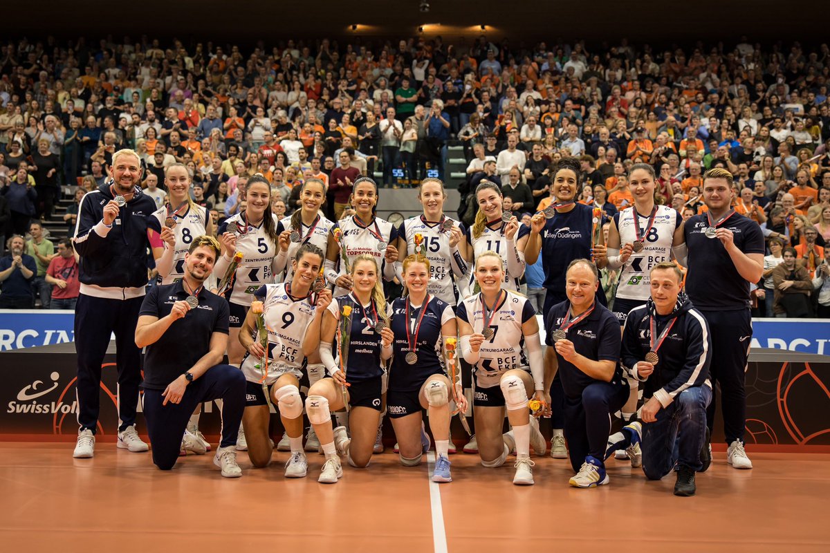 NadaMeawad's tweet photo. Wrapping up a season of growth, gratitude, &amp; great memories. 🥈🐈‍⬛ #swissvolley #powercats #volleydüdingen https://t.co/tGUzHwA43K