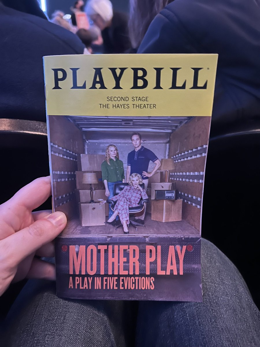 I can’t keep up with all these openings! Wishing all the best to the cast and creative team of ‘Mother Play’. A beautiful production with a wonderful cast ❤️ #MotherPlay #Broadway