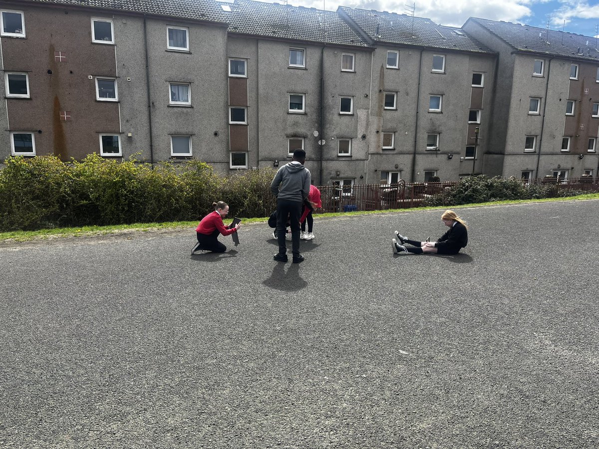 P6 enjoyed learning about the chemical reaction that occurs when you drop mentos into Diet Coke. We filmed our experiments and used this to write up our results 🧪#scienceweek