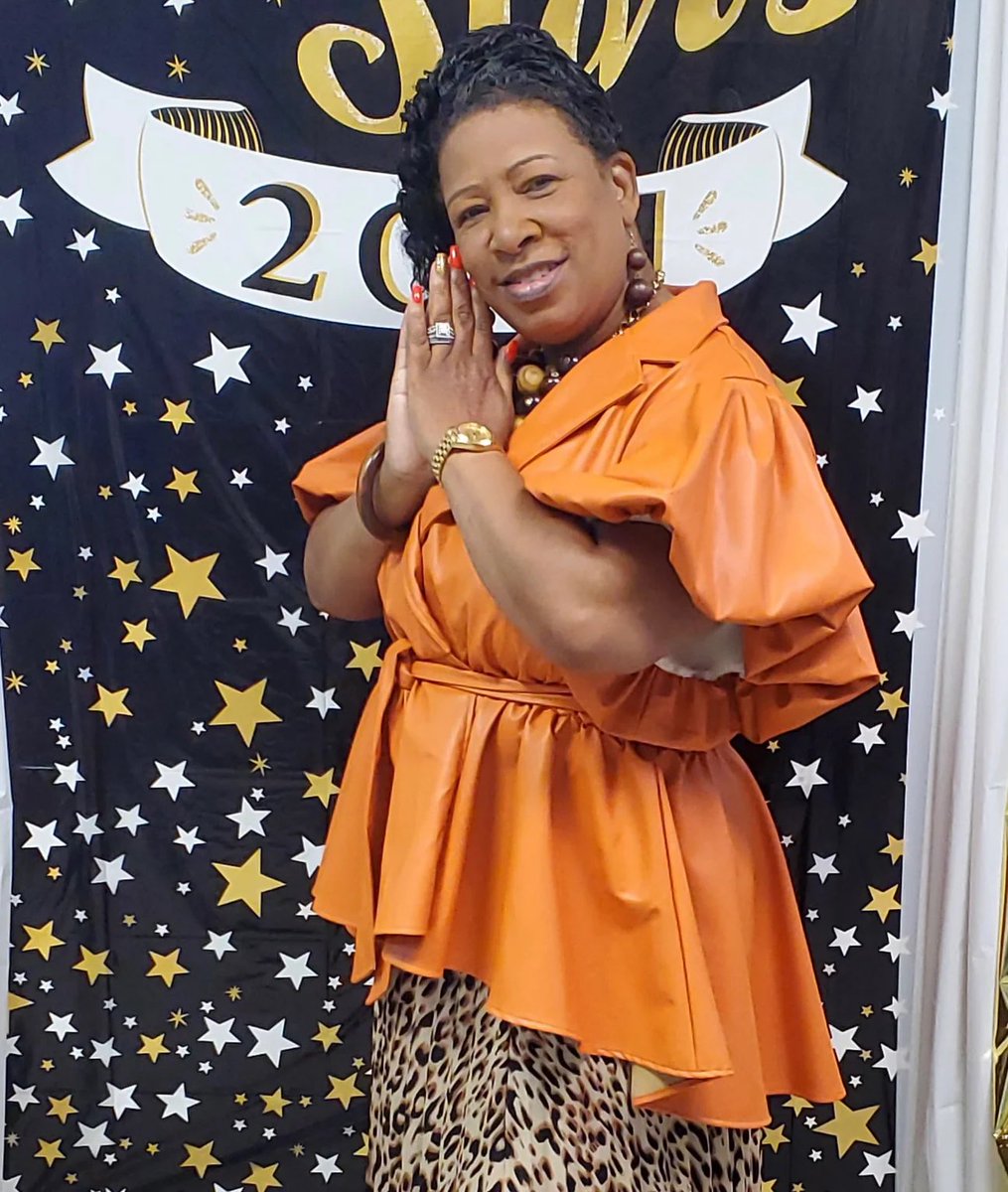 DivasDenFashion's tweet image. Terramina 1245 Orange Puff Sleeve Leather Jacket 
divasdenfashion.com/products/terra… 

#DivasDenFashion #orangejacket #peplumjacket #puffsleeve #leatherjacket #waisttie #petitefashion #cogicfashions #cogicgrand #petitegirlsrock #luxefashion #Couturefashion #curvygirlsrock #fashionchurch