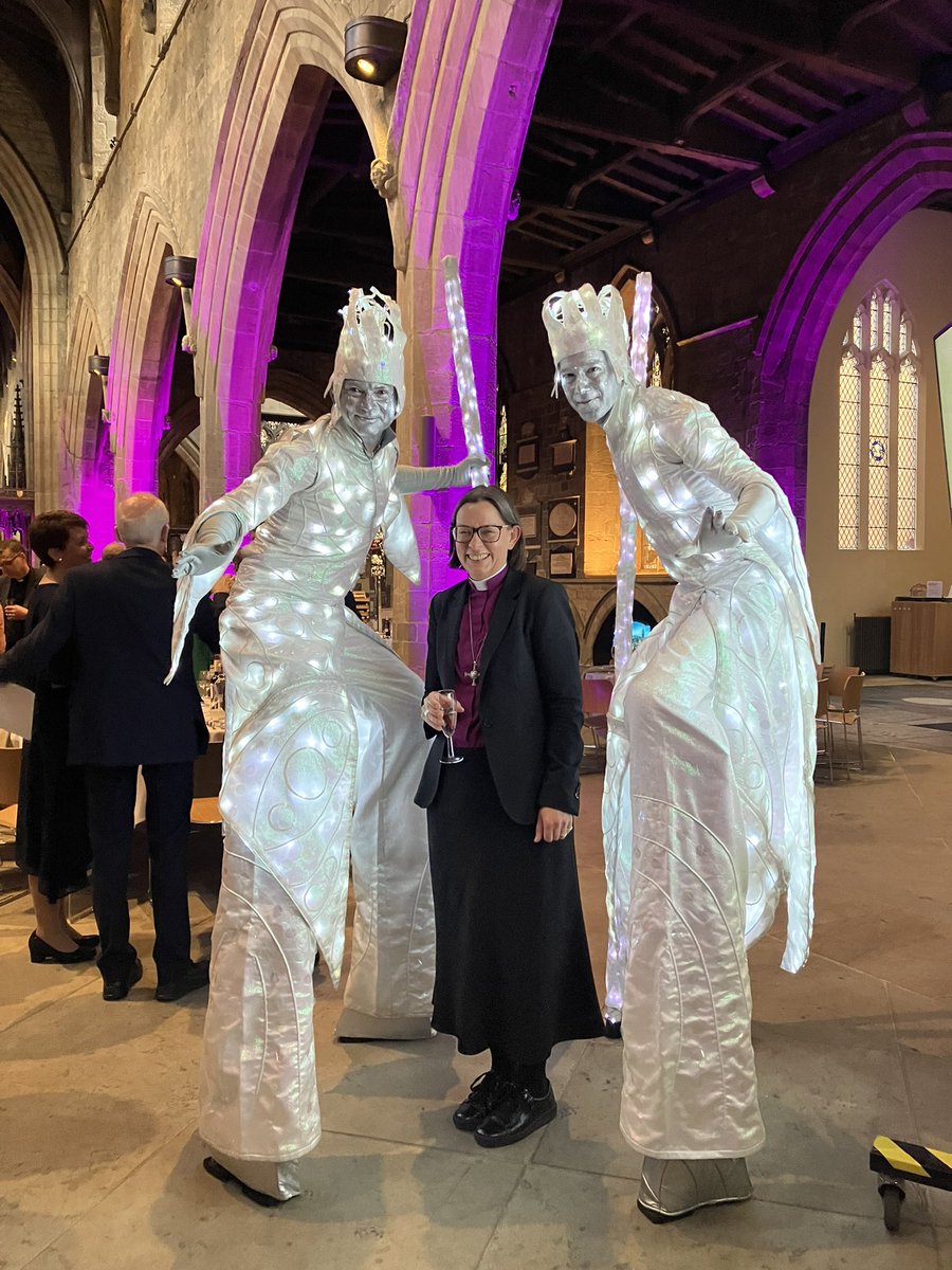 A wonderful evening at the @nclcathedral Gala Dinner! Some rather magnificent angelic encounters too! @NclDiocese 🙏🥳