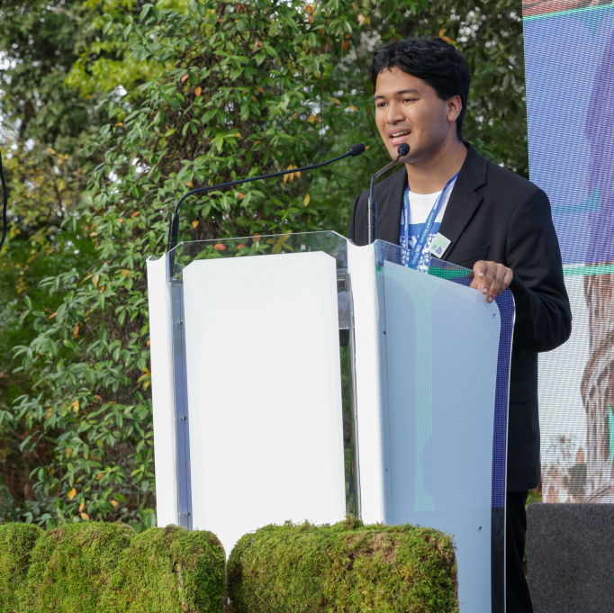 Hikaru Hayakawa ’24 spoke to @Forbes about his work with @ClimateCardinal, a nonprofit that makes scientific literature more accessible to non-English speakers. Climate Cardinals recently became one of the first youth-led orgs supported by @Googleorg. bit.ly/3W9mlPs