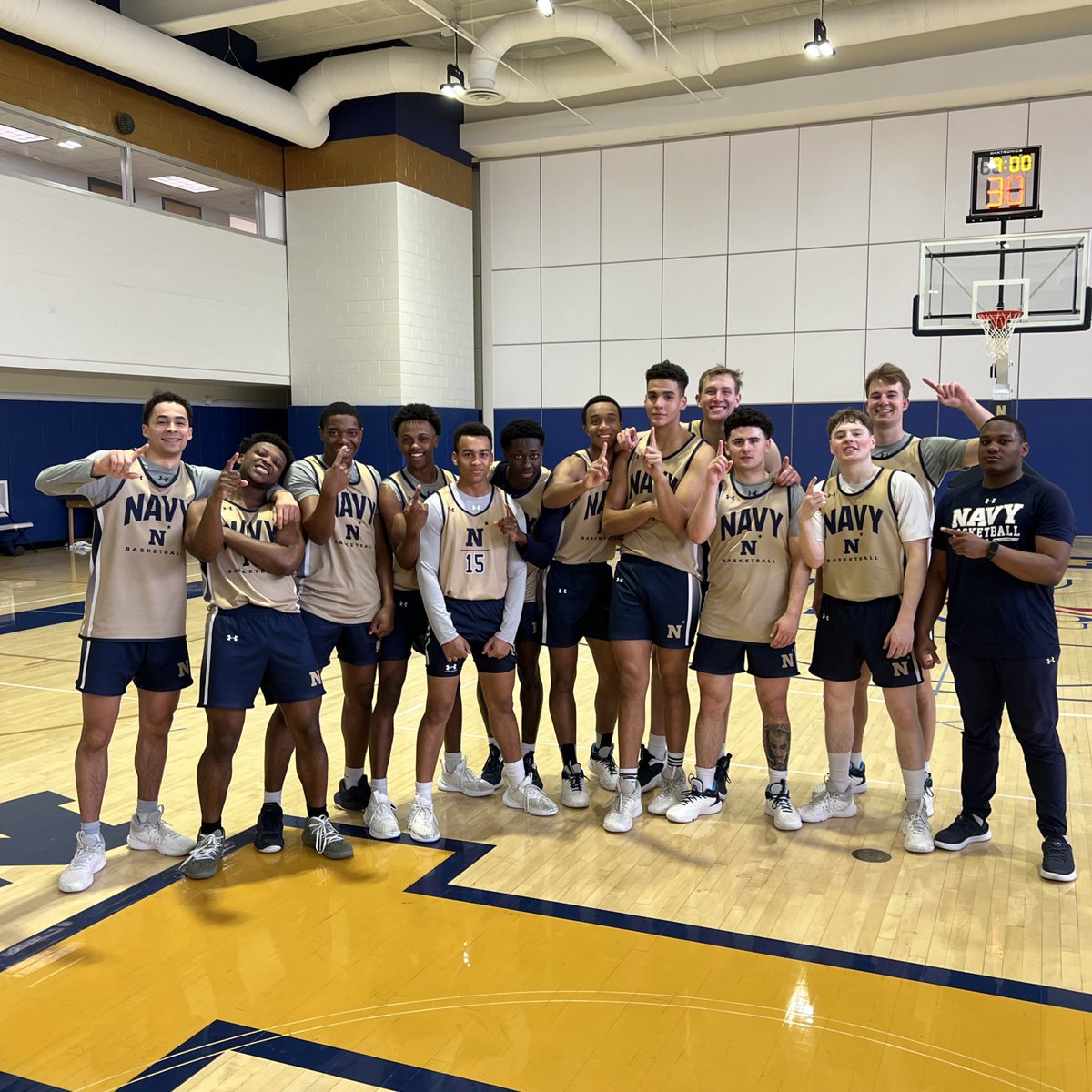 NavyBasketball tweet picture