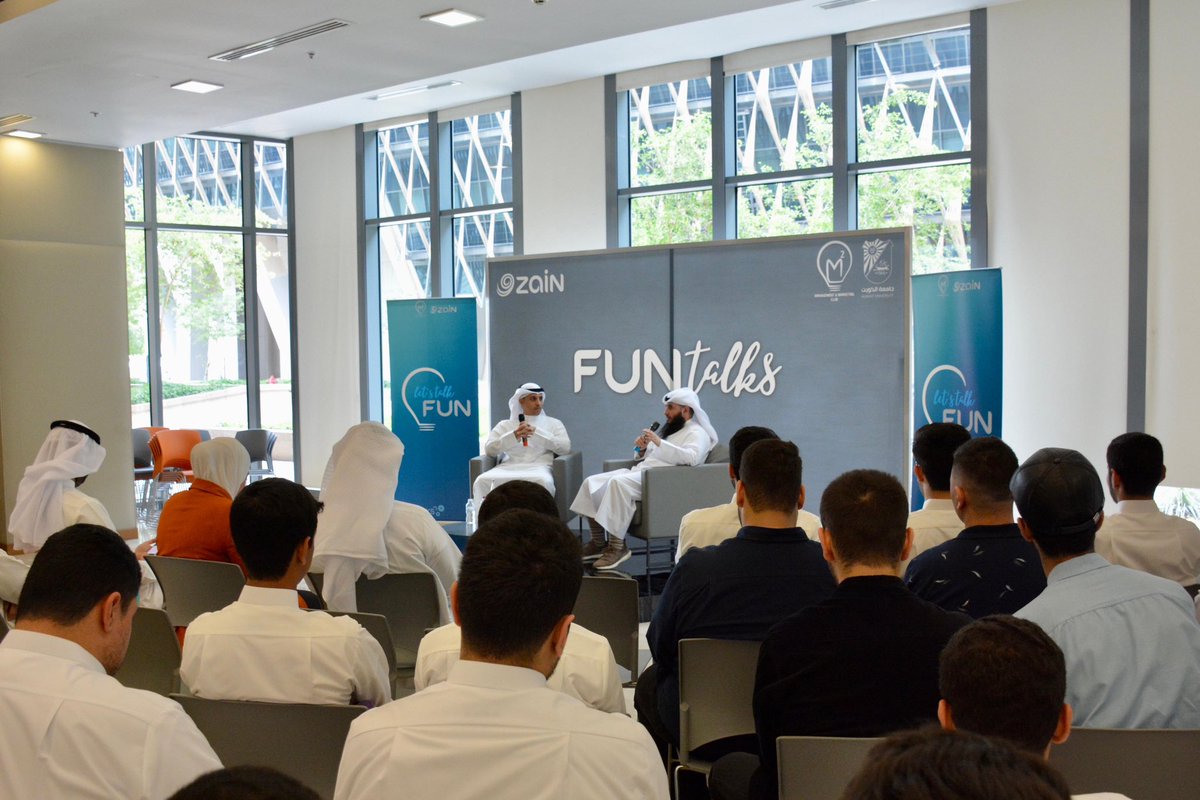 kwtaway's tweet image. ضمن انطلاقة سلسلة ندوات fun talks نظم نادي الإدارة والتسويق جلسة حوارية حاور فيها د. نواف العبدالجادر العميد المساعد للتخطيط والاستشارات والتدريب وعضو هيئة تدريس من قسم إدارة وتسويق  مؤسس شركة فرضتك الأستاذ محمد الحجرف. 
#جامعة_الكويت #kuniv