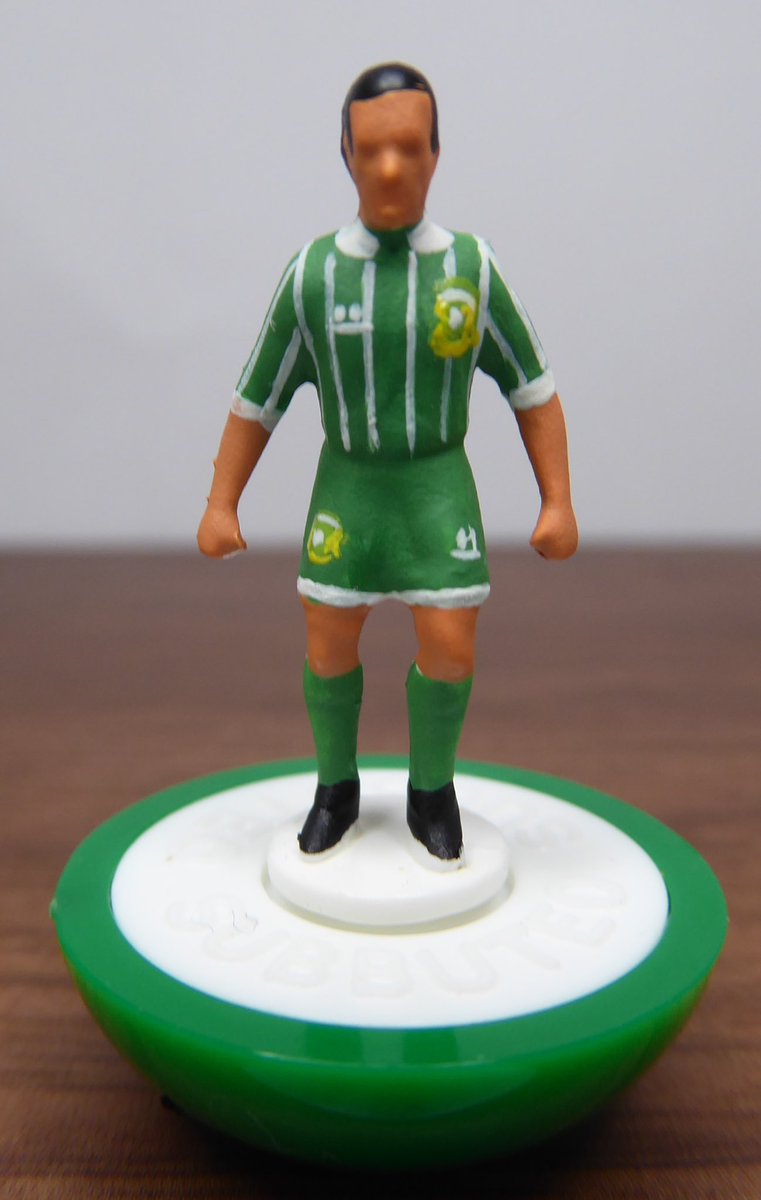 Raise your Gloves, Yeovil Town 🏆 Back in the National League. Frame on its way but here’s the beautiful Glovers kit from this season in subbuteo form. DM @helcol123subbu1 for more details. #Yeoviltown #ytfc #glovers #Yeoviltownfc #coyg #Yeovil
