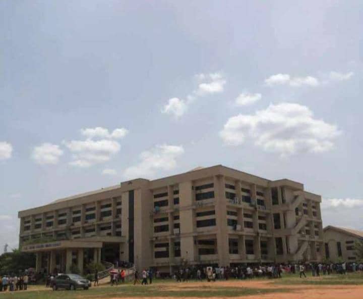 The only building that scares Unizik students because it can make you pass or fail and come back again🤲😂👇