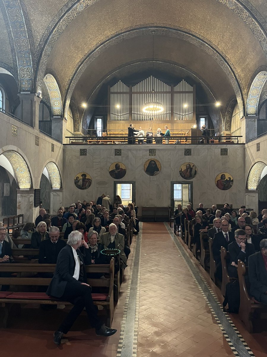 75 Jahre Evangelisch-Lutherische Kirche in Italien - in Rom in der Christuskirche im Gespräch mit Kardinal Victor Fernández, Präfekt des Dikasteriums für die Glaubenslehre, dazu Musik unter Beteiligung von Benediktinern aus St. Paul vor den Mauern …