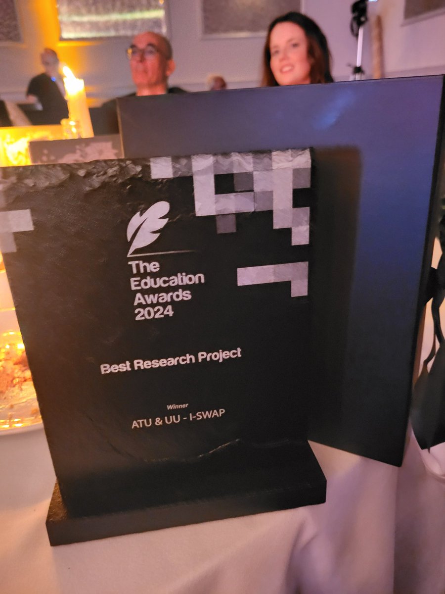 So thiscjust happened @i_SWAP_ Best Research Project Winners @drelainemurray @McLaffertyMT @jamessween26837 @hea_irl @profsiobhanon @columwalsh @atu_ie @ATUDonegal_ @UlsterUni @OFlynnATU #educationedcationirl Second Year in a row well done TEAM ATU UU 🙌🎊