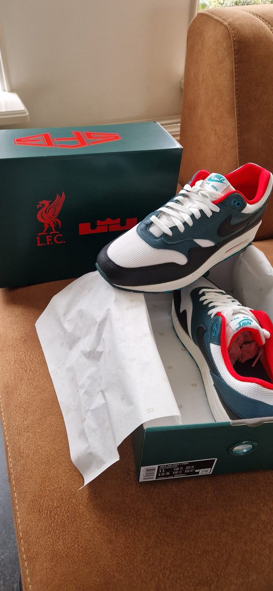 Love these!😍😍 #airmax1 #lfc #ynwa #sfg #lpu #sneakers #LiverpoolFC  #lebronjames