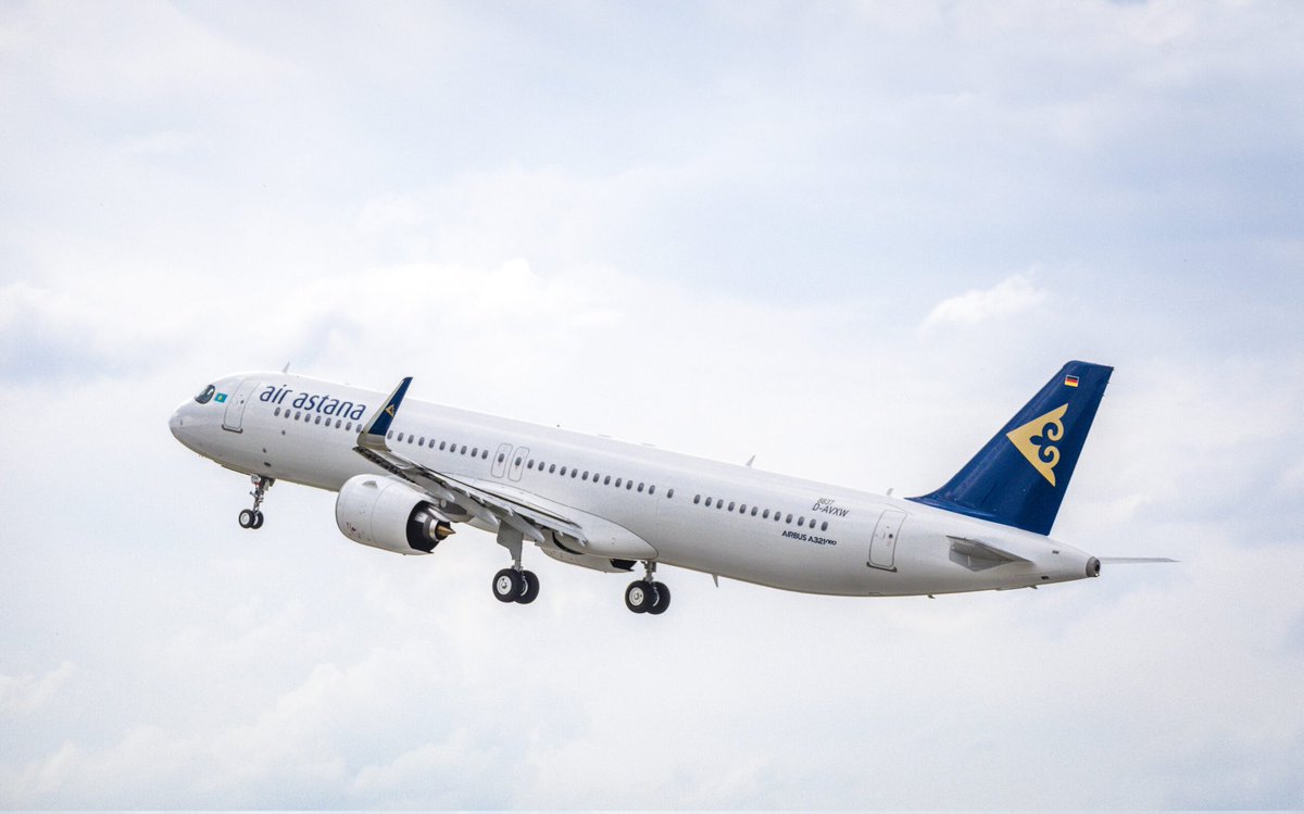 Kazakistanlı havayolu şirketi Air Astana, bir pilotun uçuş öncesi yasaklı madde kullandığı tespit edildikten sonra görevden uzaklaştırıldığını duyurdu. Şirket yaptığı açıklamada, 2. pilotun yolcu olarak bindiği bir uçakta uyuşturucu etkisinde olduğu belirlendi ve pilotun derhal