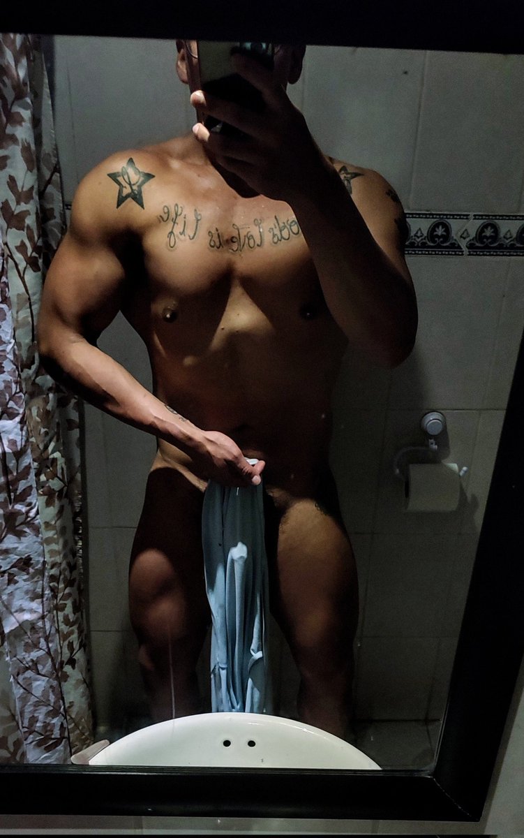 AlbertoArrona1's tweet photo. Te doy masaje ?😈 https://t.co/D4irrmLGrM