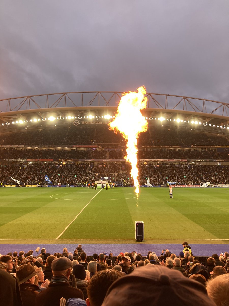 Let’s look to the positives-Barco is a very promising player. I liked his touches & whipped in crosses. O’Mahony is another exciting prospect-Evan Mark 2? Offiah played some nice stuff on the wing too. Keep the faith Albion-we’re gonna get 6 pts last week of the season! #BHAFC