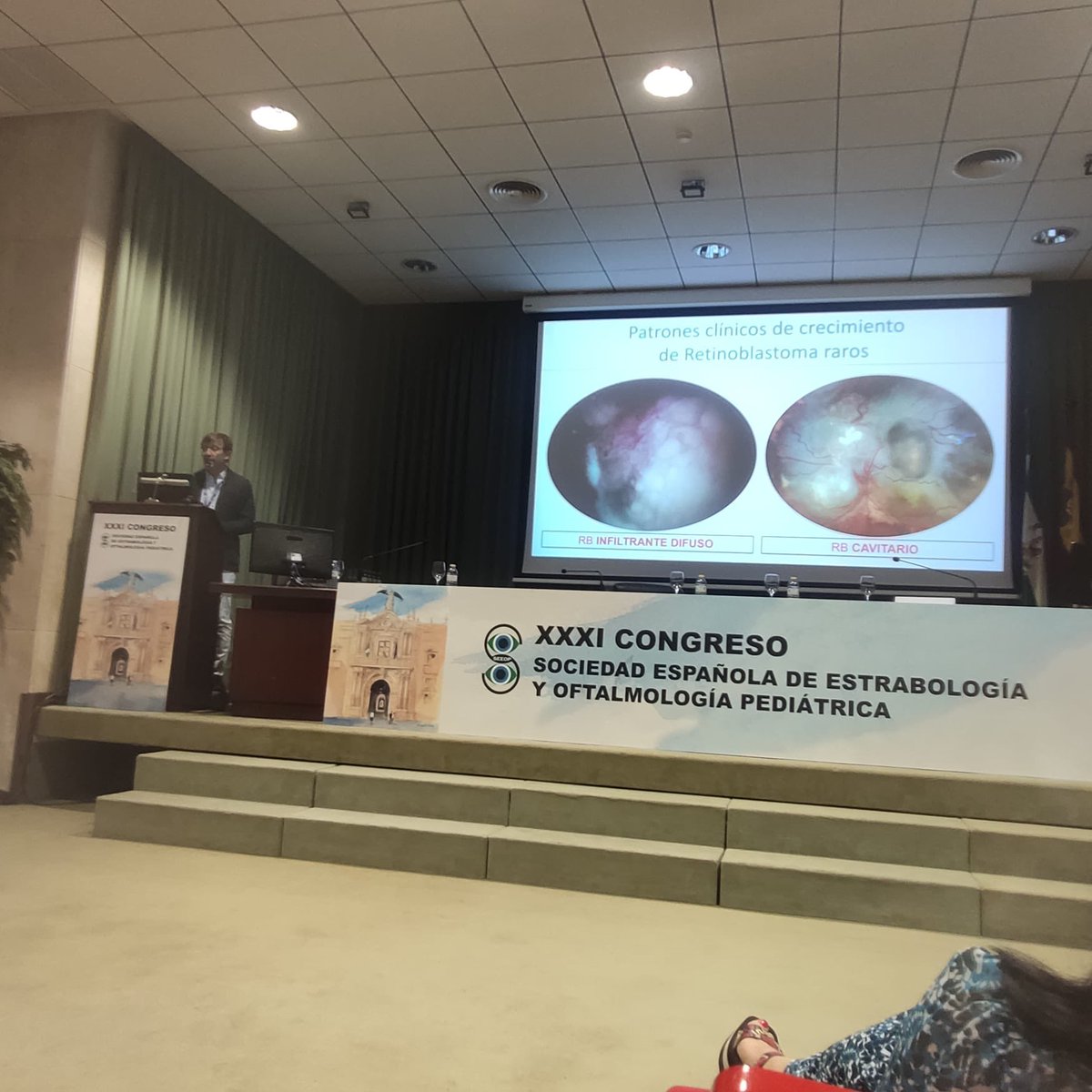 OftalmoMacarena's tweet photo. Ponencias, comunicaciones orales, pósteres, mesas redondas… #MarcaMacarena👀 @OftalmologiaSEO @SAOoftalmologia #MAÑANAMÁS #TOMORROWMORE https://t.co/KiQXdRJqIO