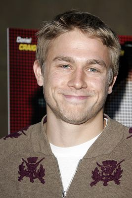 Charlie Hunnam - Smile