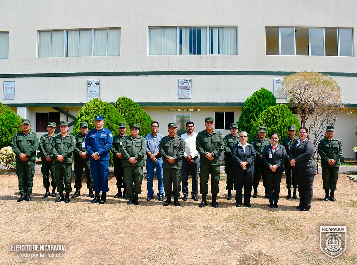 #NOTADEPRENSA | En cumplimiento a las órdenes del #ComandanteEnJefe, a través de #AsesoríaJurídica, se realizó la “Capacitación a Abogados Militares Defensores de Oficio de Miembros del @EjercitoNic”. #TodoPorLaPatria