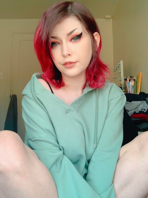 i started loving again 💚🌿☀️ https://t.co/yKSpa8pcyO<a href="/tag/mvsales"class="tags"><span>#mvsales</span></a>